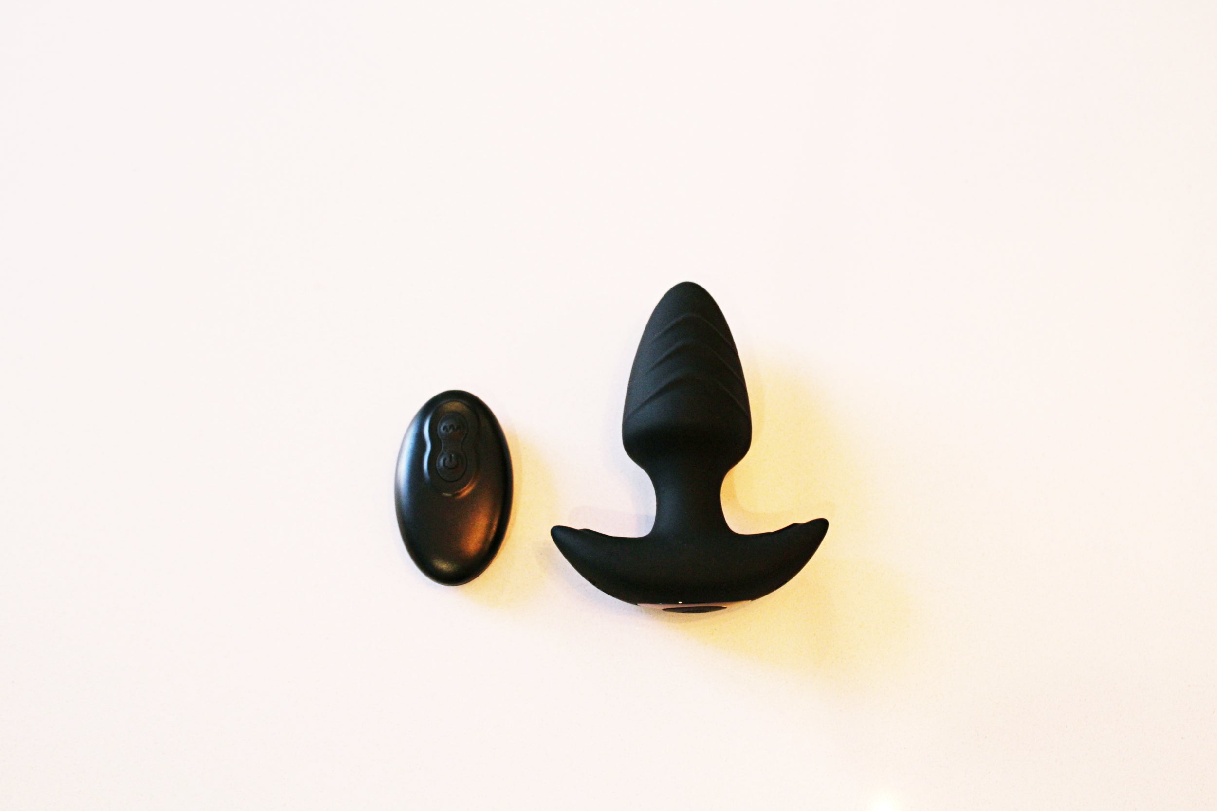 Thrusting Anal Plug - Rotating Anal Plug | V For Vibes