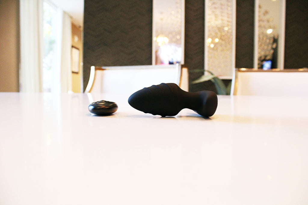 Thrusting Anal Plug - Rotating Anal Plug | V For Vibes